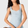 Vestido de ganchillo con forro extraíble Vestido de ganchillo con forro extraíble