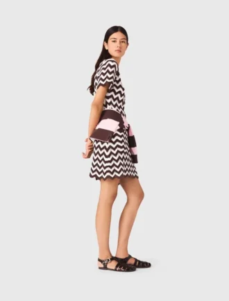 Vestido de ganchillo en zigzag