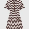 Vestido de ganchillo en zigzag Vestido de ganchillo en zigzag
