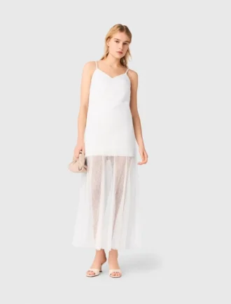 Vestido de tafetán y encaje