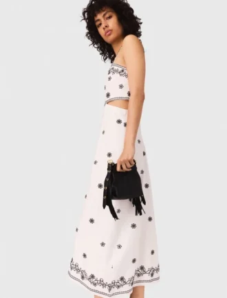 Vestido largo con aberturas bordadas