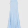 Vestido largo con espalda abierta