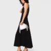 Vestido largo vaporoso con espalda trenzada Vestido largo vaporoso con espalda trenzada