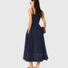 Vestido midi acampanado