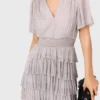 Vestido midi con volantes metalizados Vestido midi con volantes metalizados