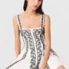 Vestido mini con tirantes bordados Vestido mini con tirantes bordados