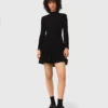 Vestido mini skater de cuello alto