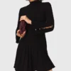 Vestido mini skater de cuello alto
