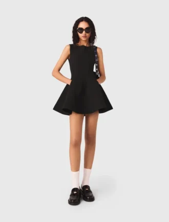 Vestido skater con lazos con pedrería