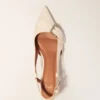 Zapatos de salón con doble hebilla Zapatos de salón con doble hebilla