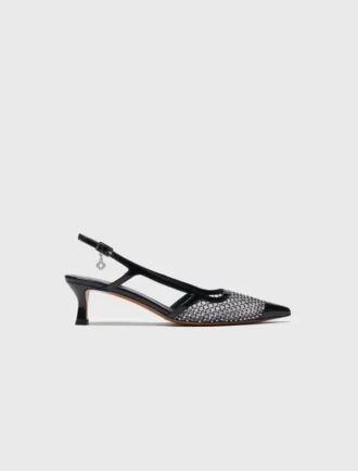 Zapatos de salón de malla con pedrería Zapatos de salón de malla con pedrería