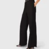 Zapatos de salón de malla con pedrería Zapatos de salón de malla con pedrería