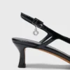 Zapatos de salón de malla con pedrería Zapatos de salón de malla con pedrería