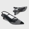 Zapatos de salón de malla con pedrería Zapatos de salón de malla con pedrería