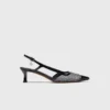 Zapatos de salón de malla con pedrería Zapatos de salón de malla con pedrería