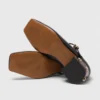 Zapatos Mary Jane con tacón y pedrería